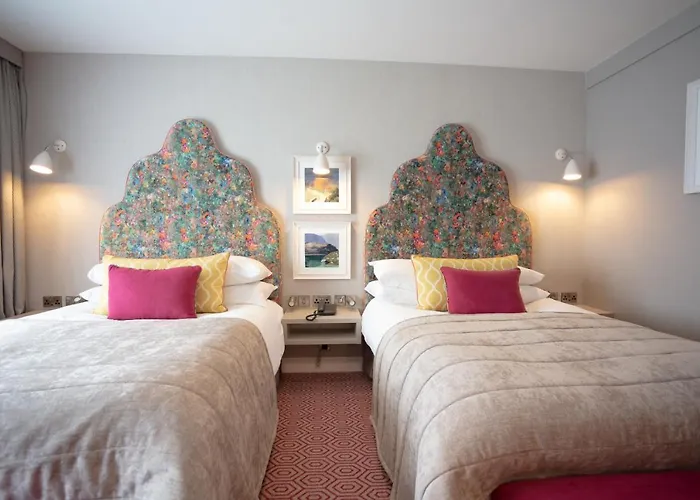 Four Seasons Hotel, Carlingford
